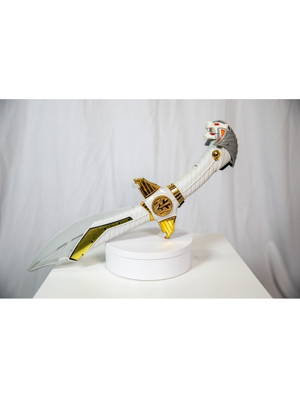 BANDAI POWER RANGERS SABA THE TIGER SABER 1994 White Ranger